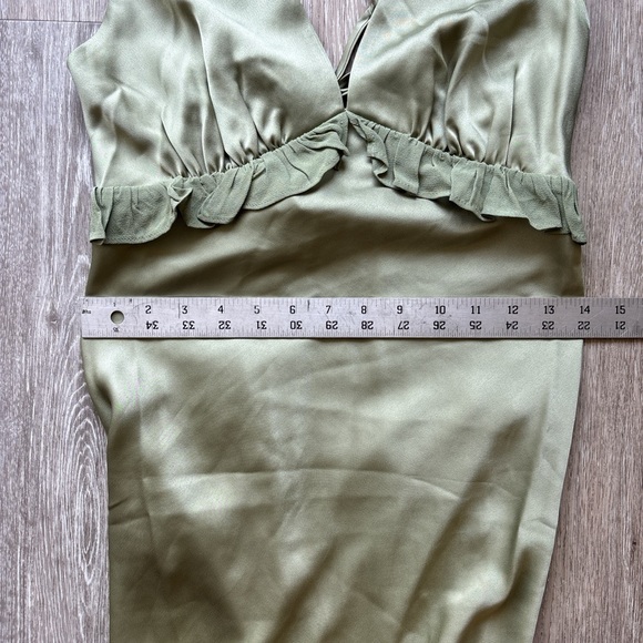 Reformation NWT Madrigal Artichoke Green Satin Maxi Slip Dress Size S - Picture 11 of 15